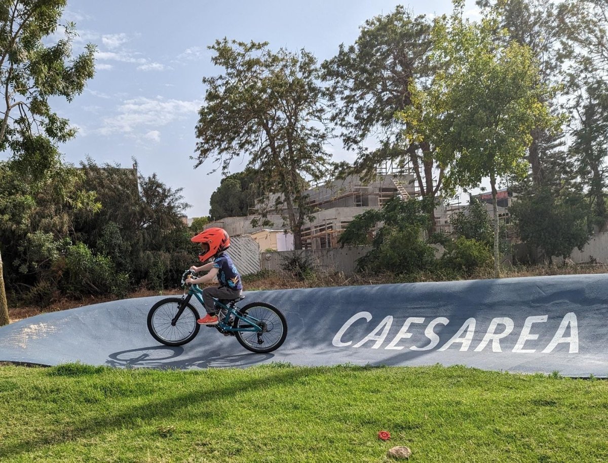 פאמפטרק עם ילדים: איך מוצאים פעילות חוץ בעולם של מסכים? - Bikes4Kids